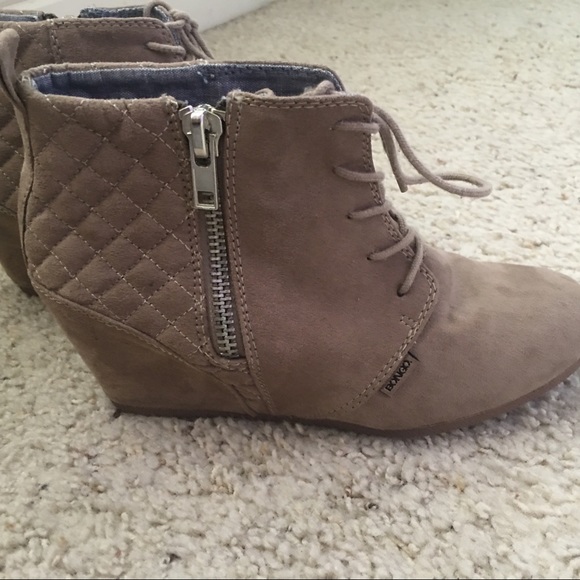 BONGO Tan Wedge Boots In Size 8 - Picture 3 of 6